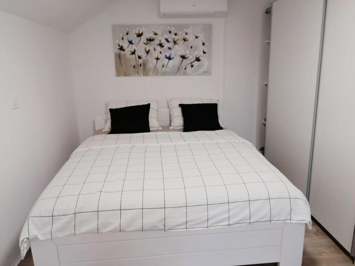 Zefir Apartments プレマントゥーラ エクステリア 写真
